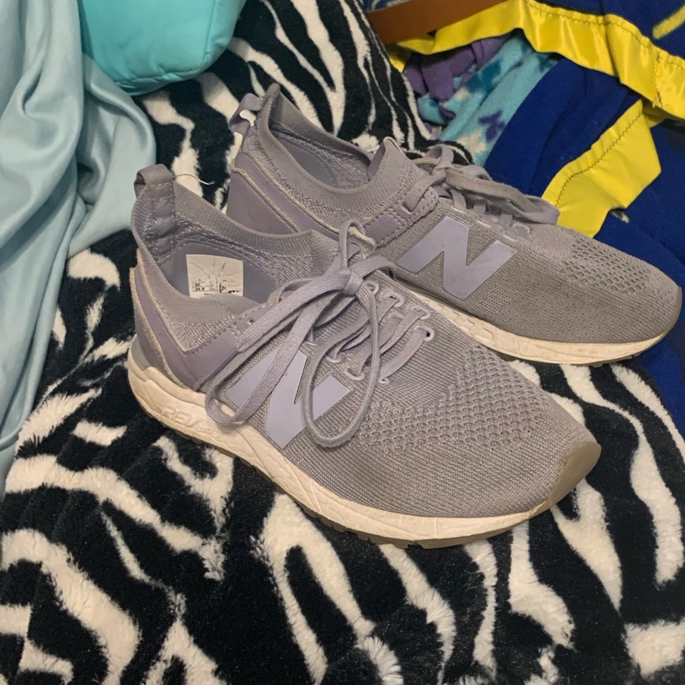 New balance shoes